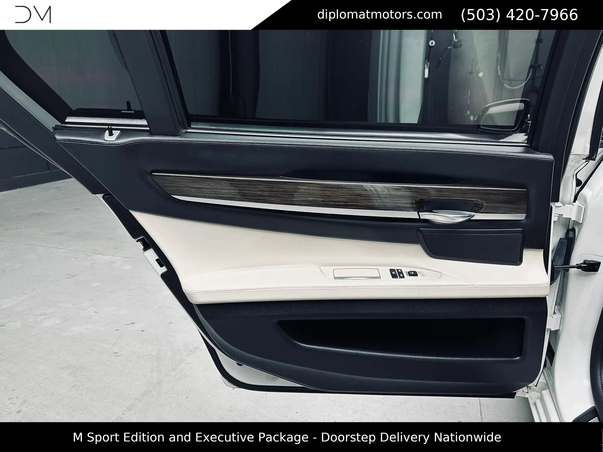 Used 2015 BMW 750Li xDrive AWD/4WD image 26