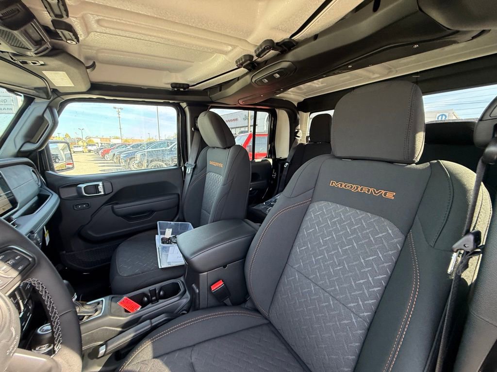 New 2026 Jeep Gladiator Mojave image 13