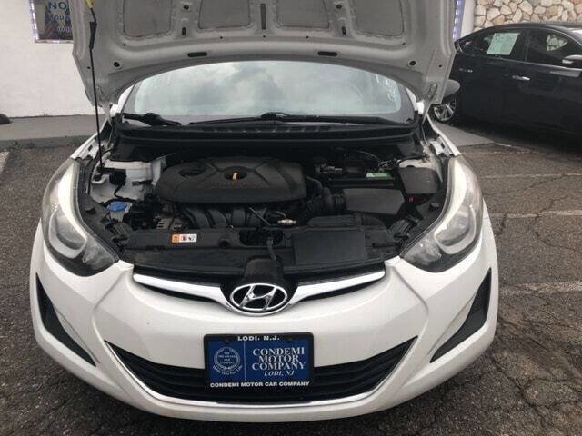 Used 2014 Hyundai Elantra SE image 13