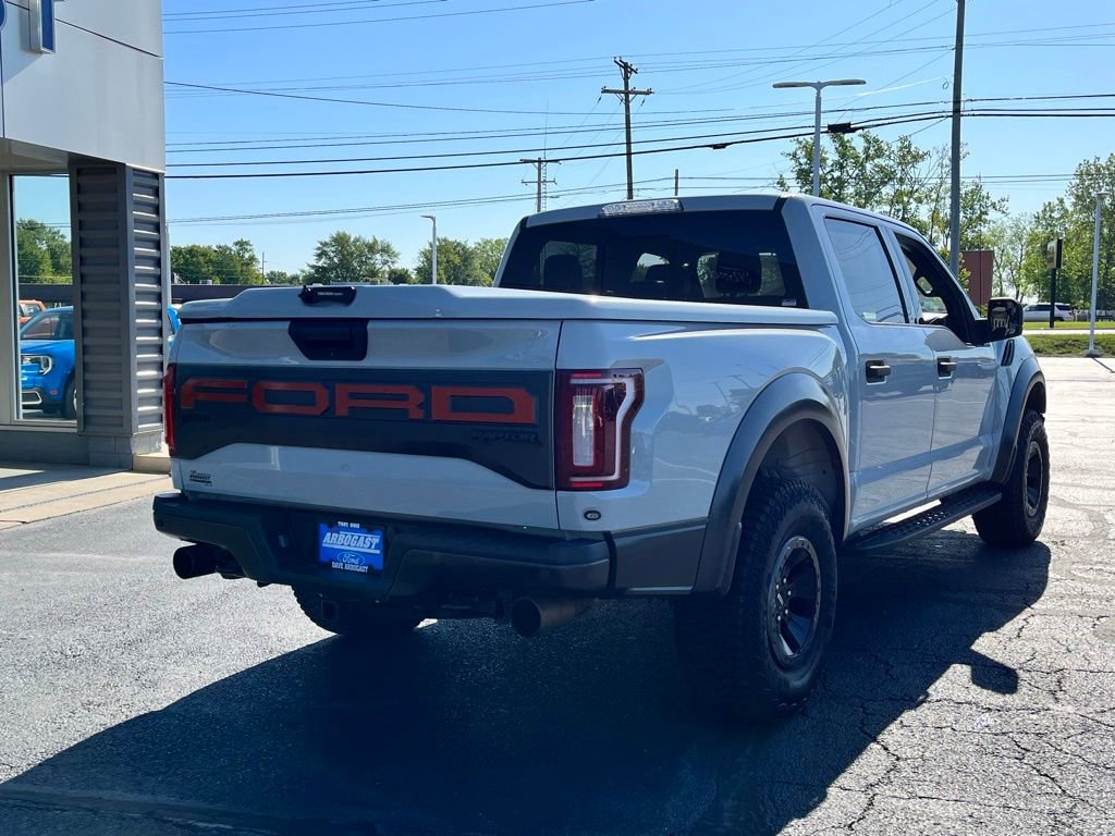 Used 2017 Ford F150 Raptor w/ Equipment Group 801A Mid AWD/4WD image 5
