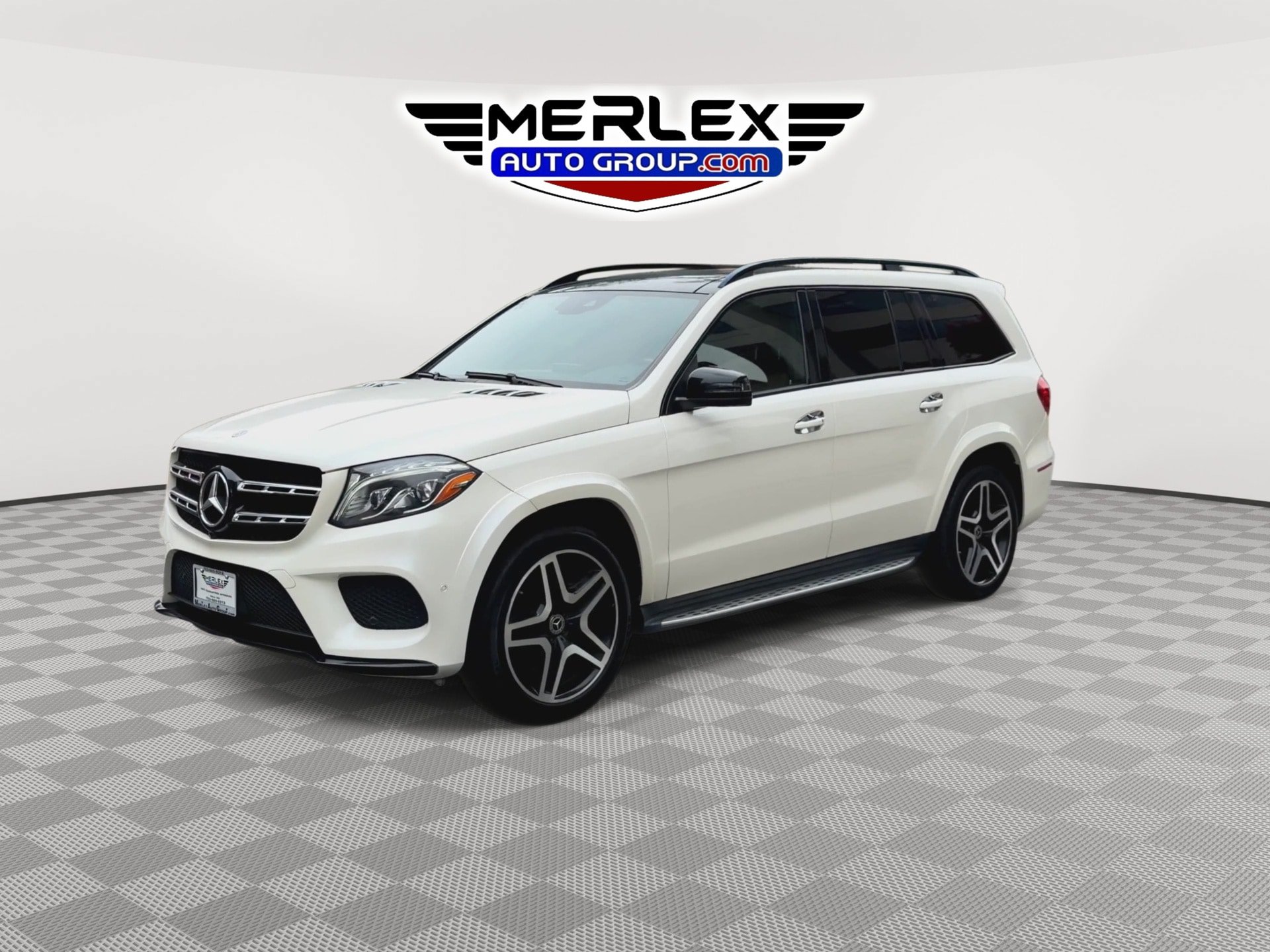 Used 2017 Mercedes-Benz GLS 550 4MATIC w/ Night Package image 4