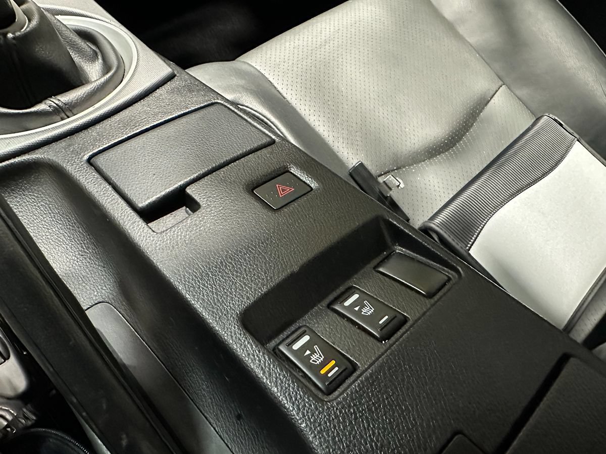 Used 2003 Nissan 350Z Touring image 29