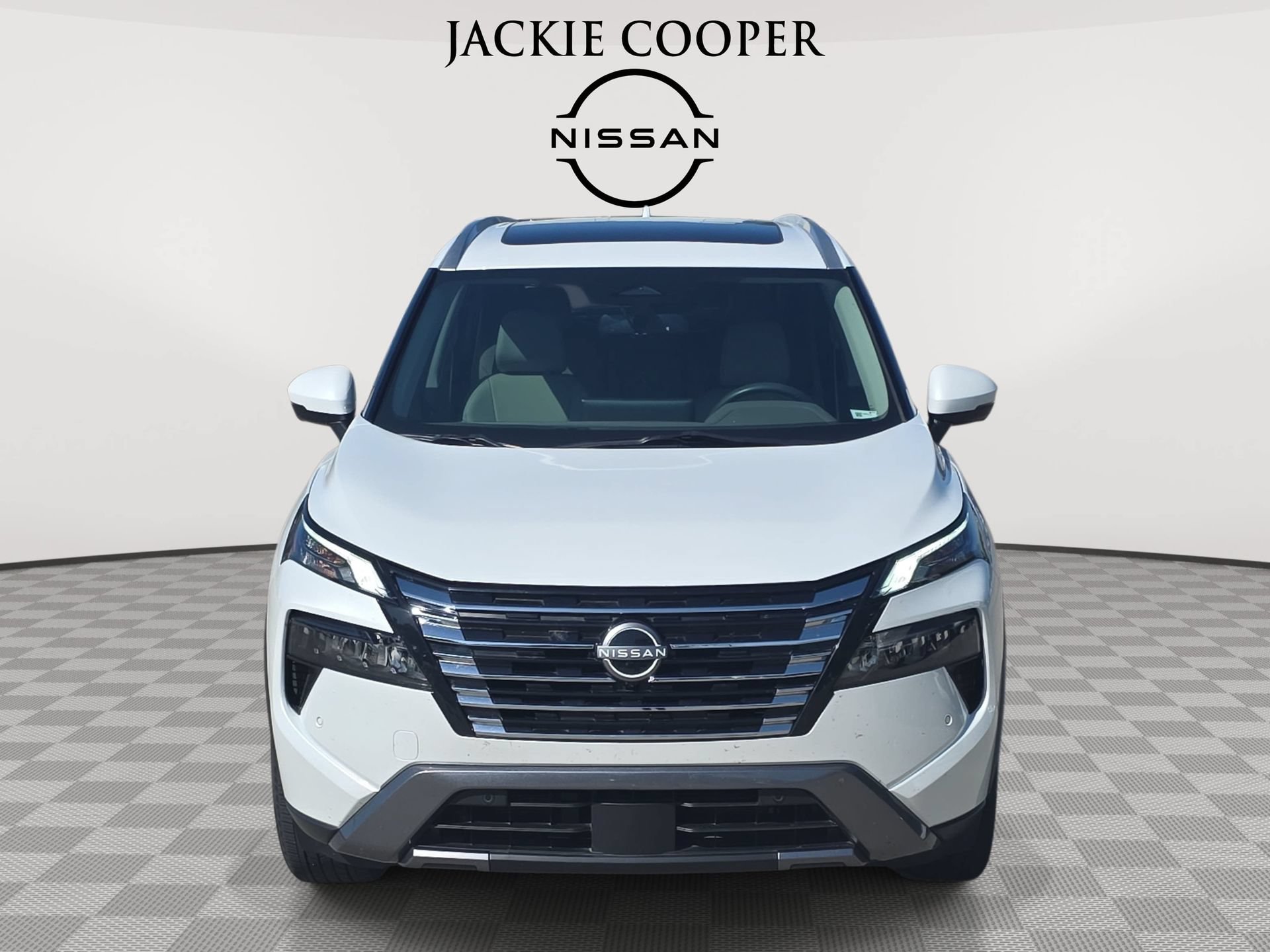Used 2024 Nissan Rogue SL w/ SL Premium Package FWD image 2