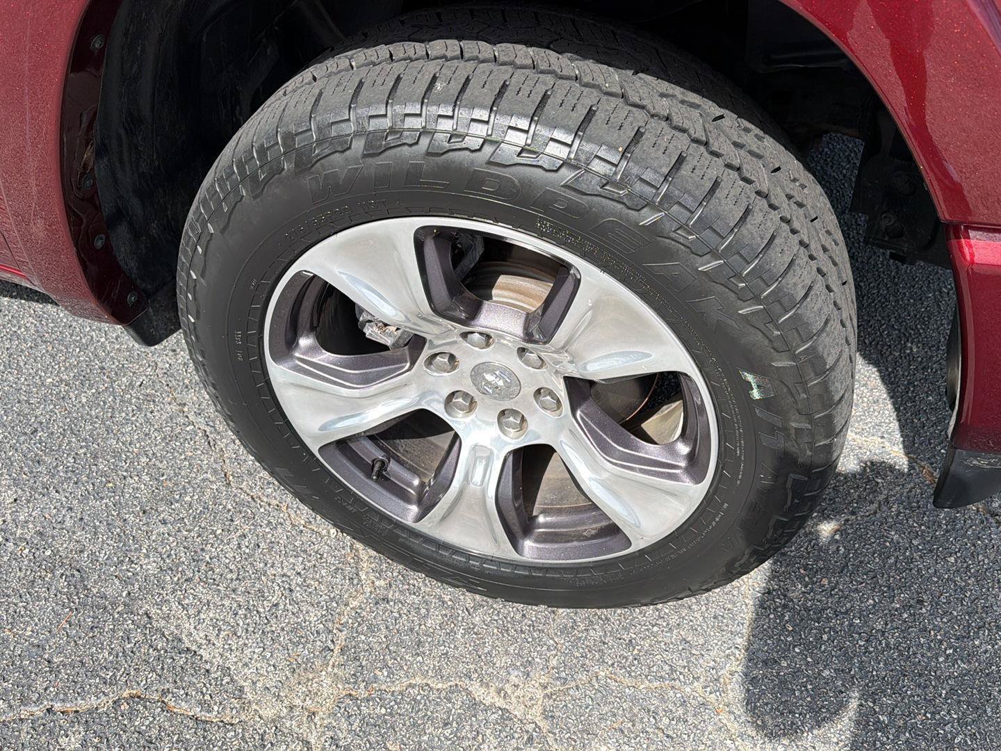 Used 2019 RAM 1500 Laramie w/ Sport Appearance Package AWD/4WD image 41