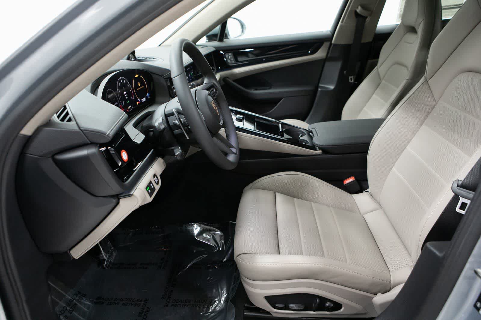 New 2026 Porsche Panamera 4 AWD/4WD image 16
