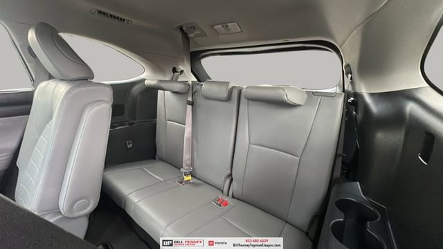 Used 2025 Toyota Highlander XLE image 20
