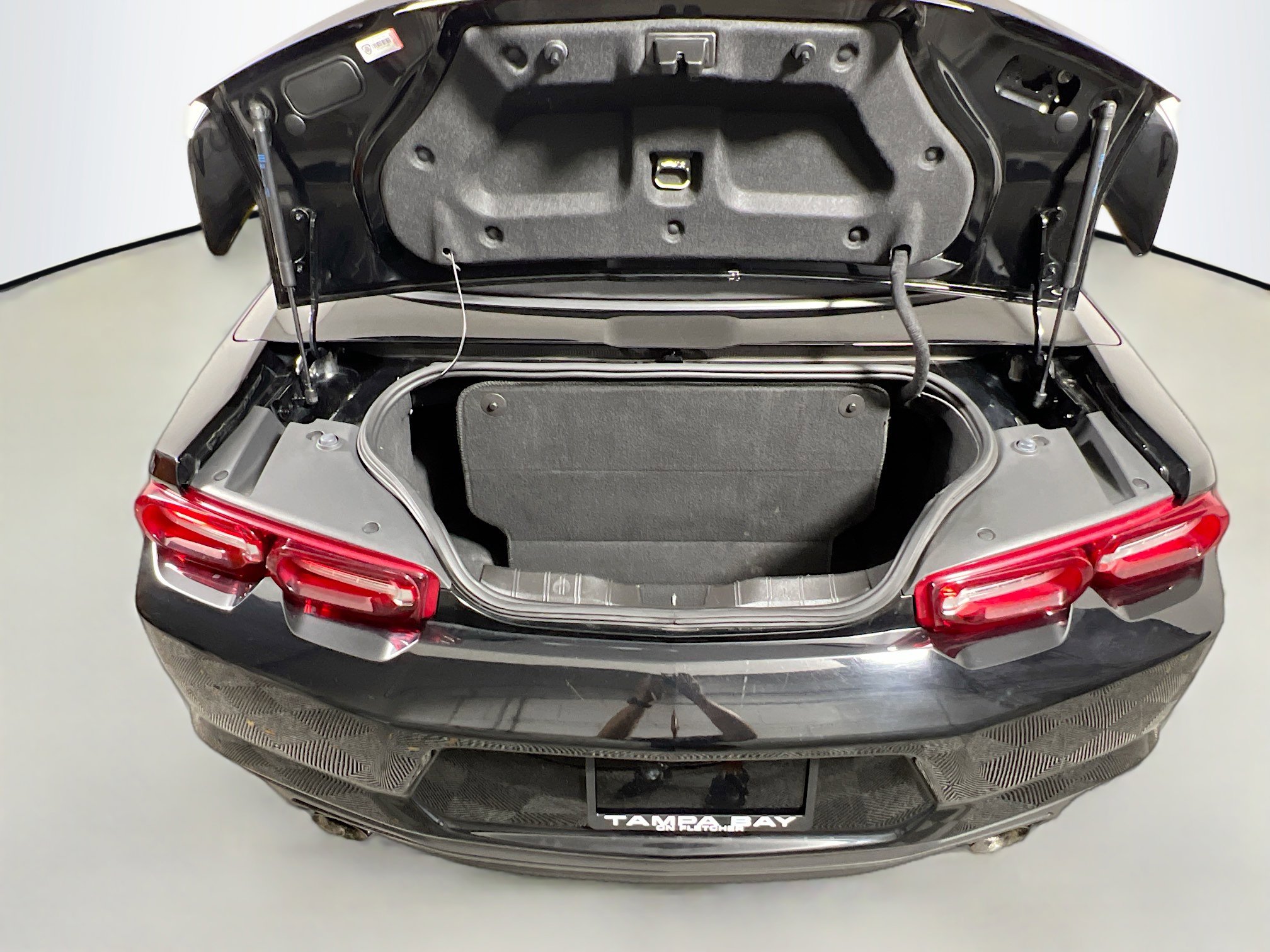 Used 2023 Chevrolet Camaro LT RWD image 34