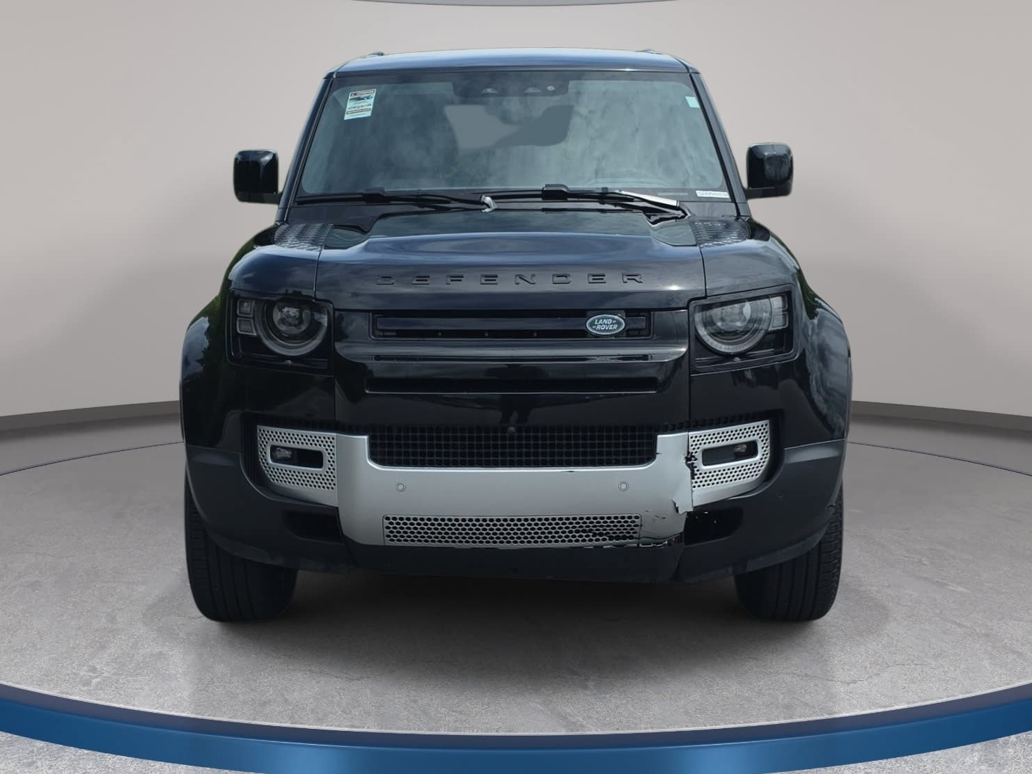 Certified 2025 Land Rover Defender 110 S AWD/4WD image 2
