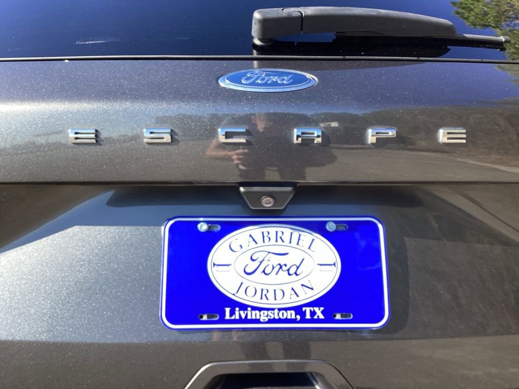 Used 2020 Ford Escape S image 17