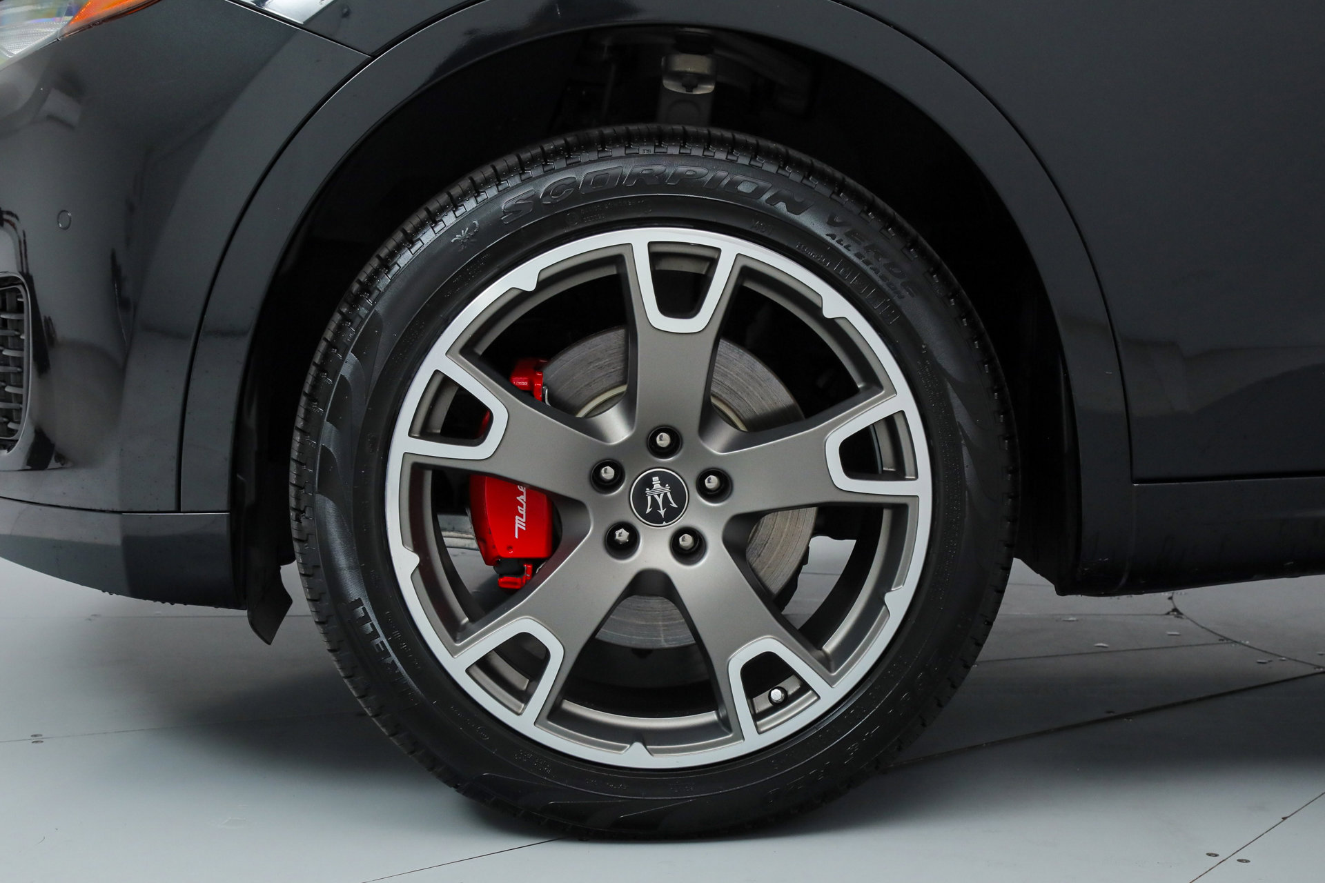 Certified 2023 Maserati Levante GT image 20