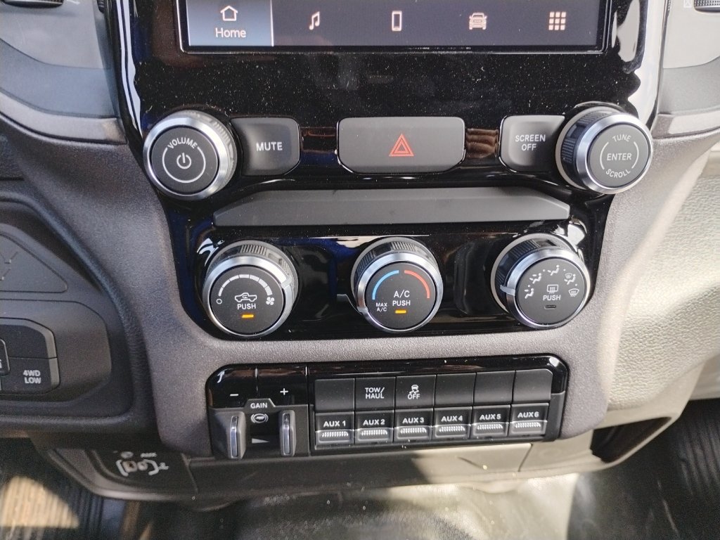 New 2026 RAM 2500 Tradesman AWD/4WD image 24