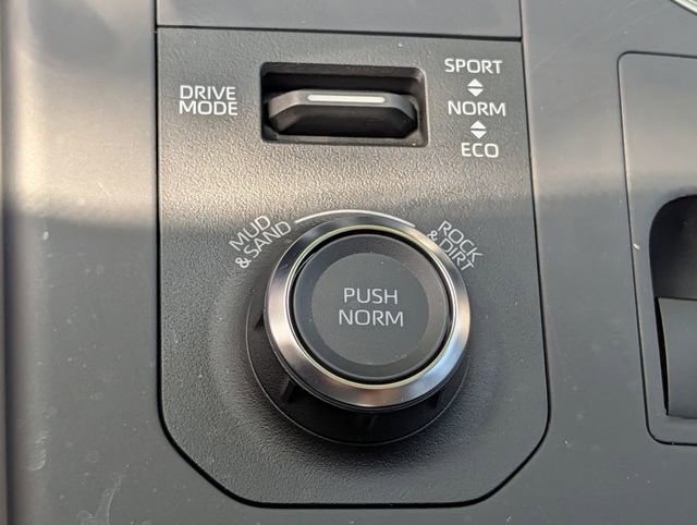 Certified 2026 Toyota Highlander XSE image 17