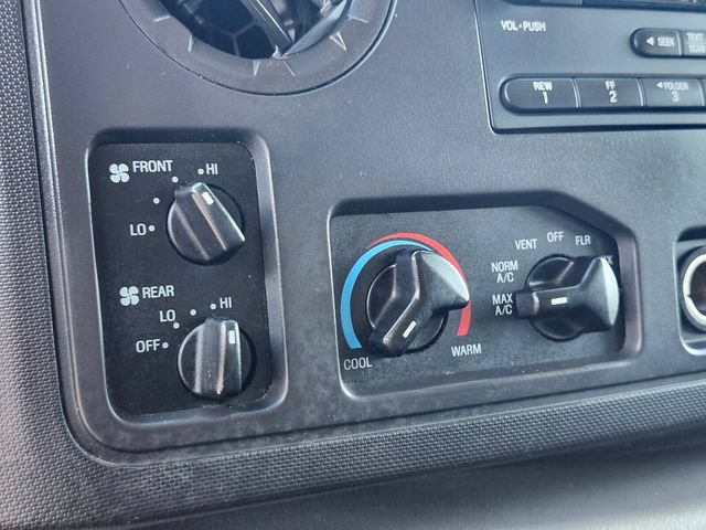 Used 2012 Ford E-350 and Econoline 350 XLT RWD image 21
