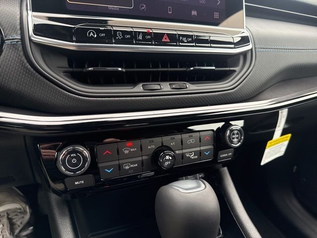 New 2026 Jeep Compass Limited AWD/4WD image 22