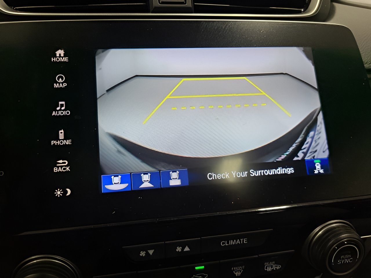 Used 2022 Honda CR-V Touring image 32