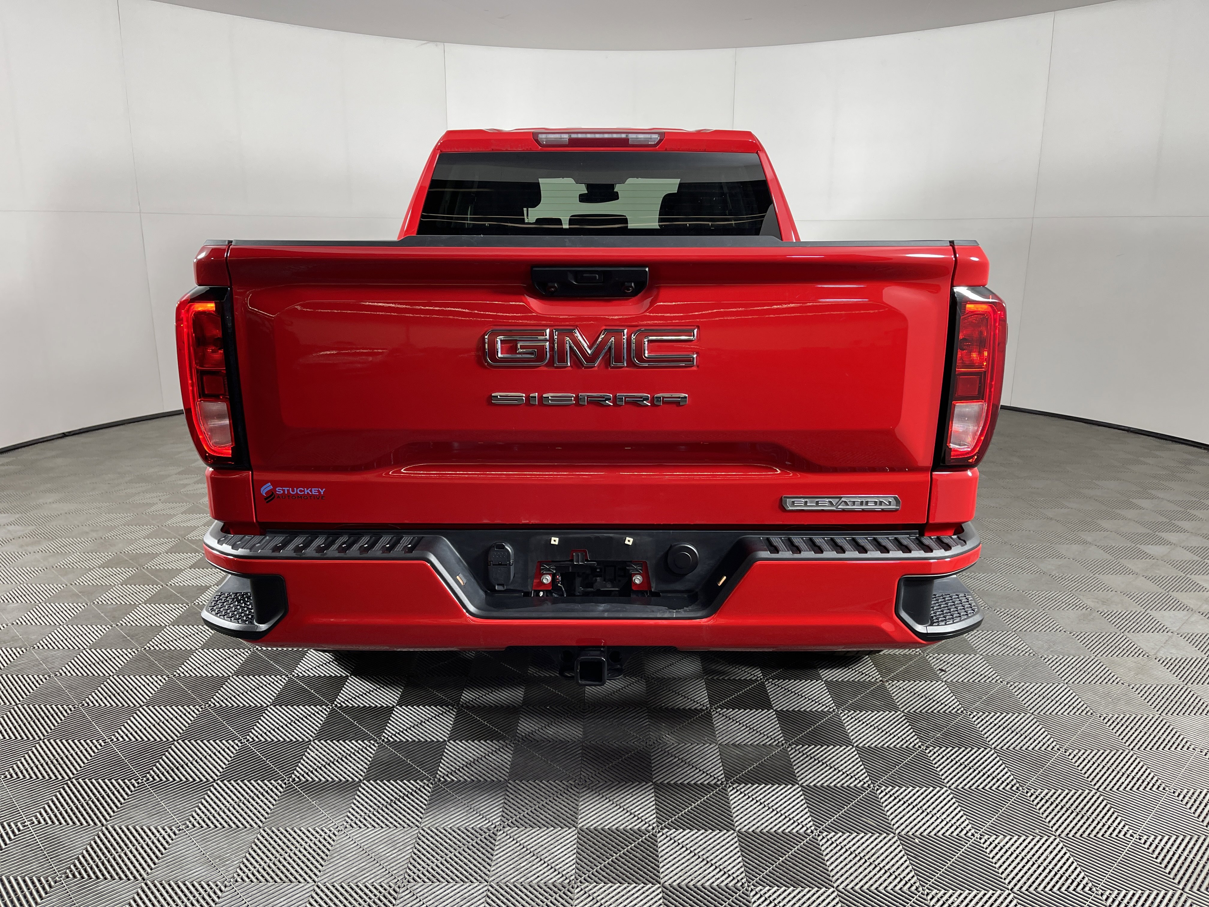 Used 2024 GMC Sierra 1500 Elevation image 4