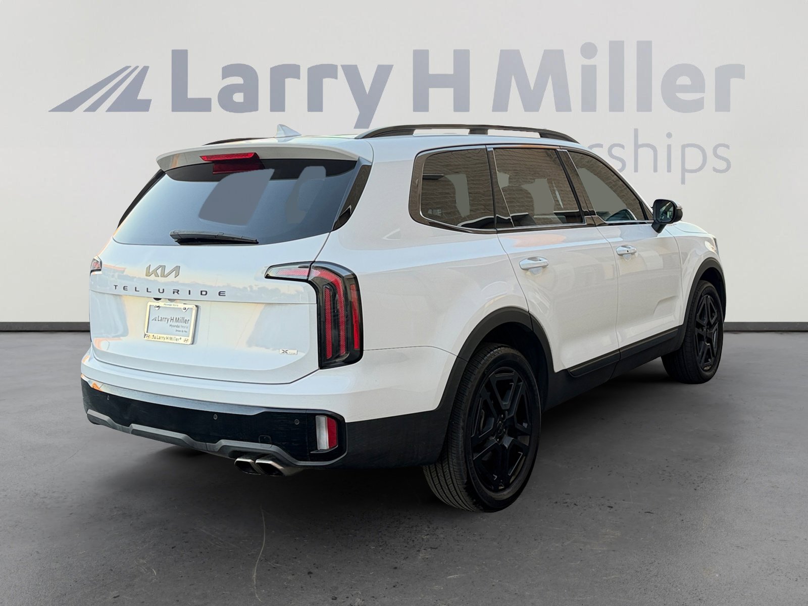Used 2025 Kia Telluride EX X-Line image 5