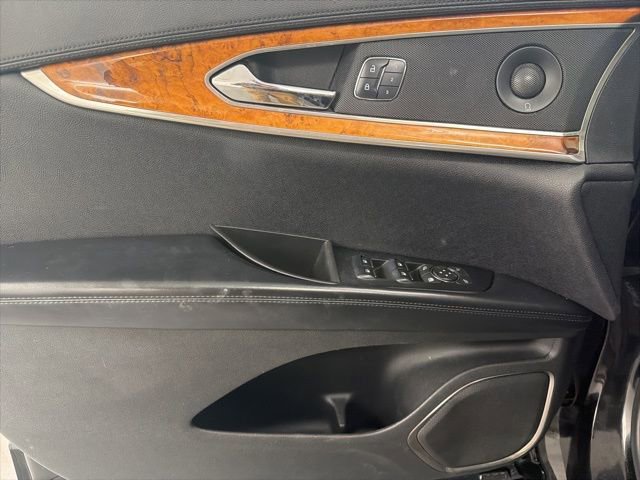 Used 2016 Lincoln MKX Reserve w/ Technology Package image 27