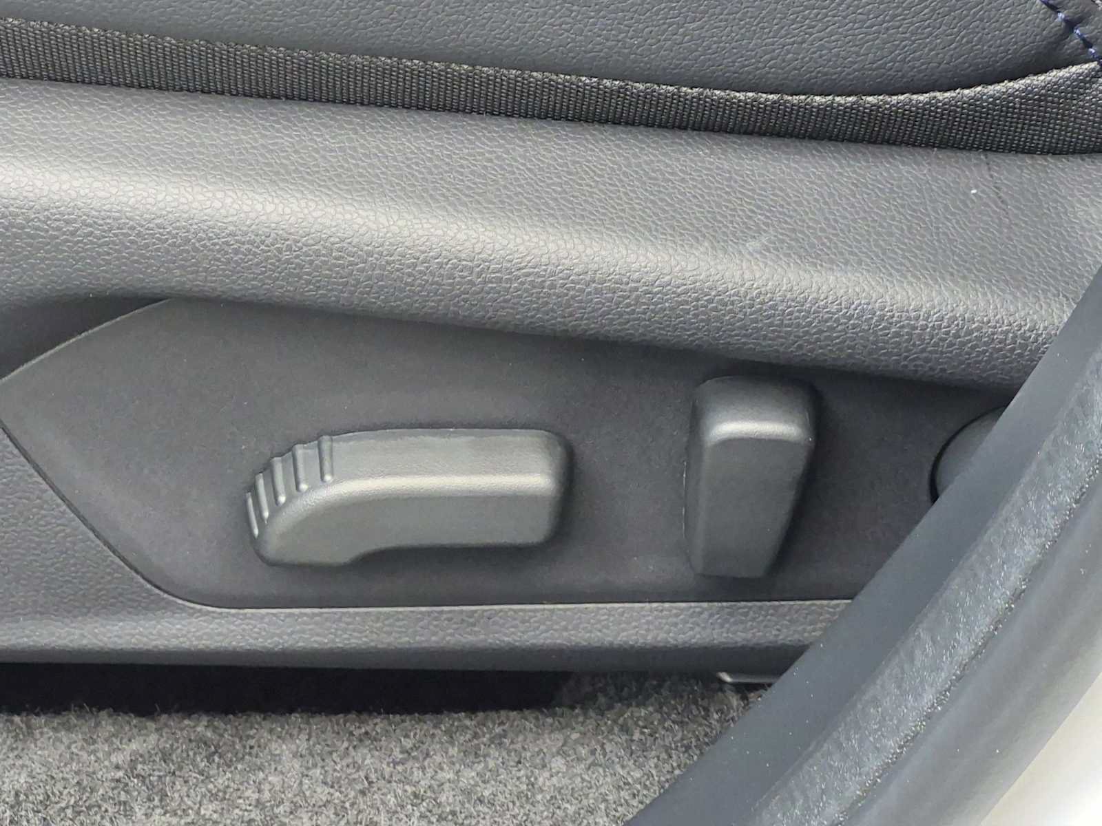 New 2026 Subaru Forester Touring AWD/4WD image 17