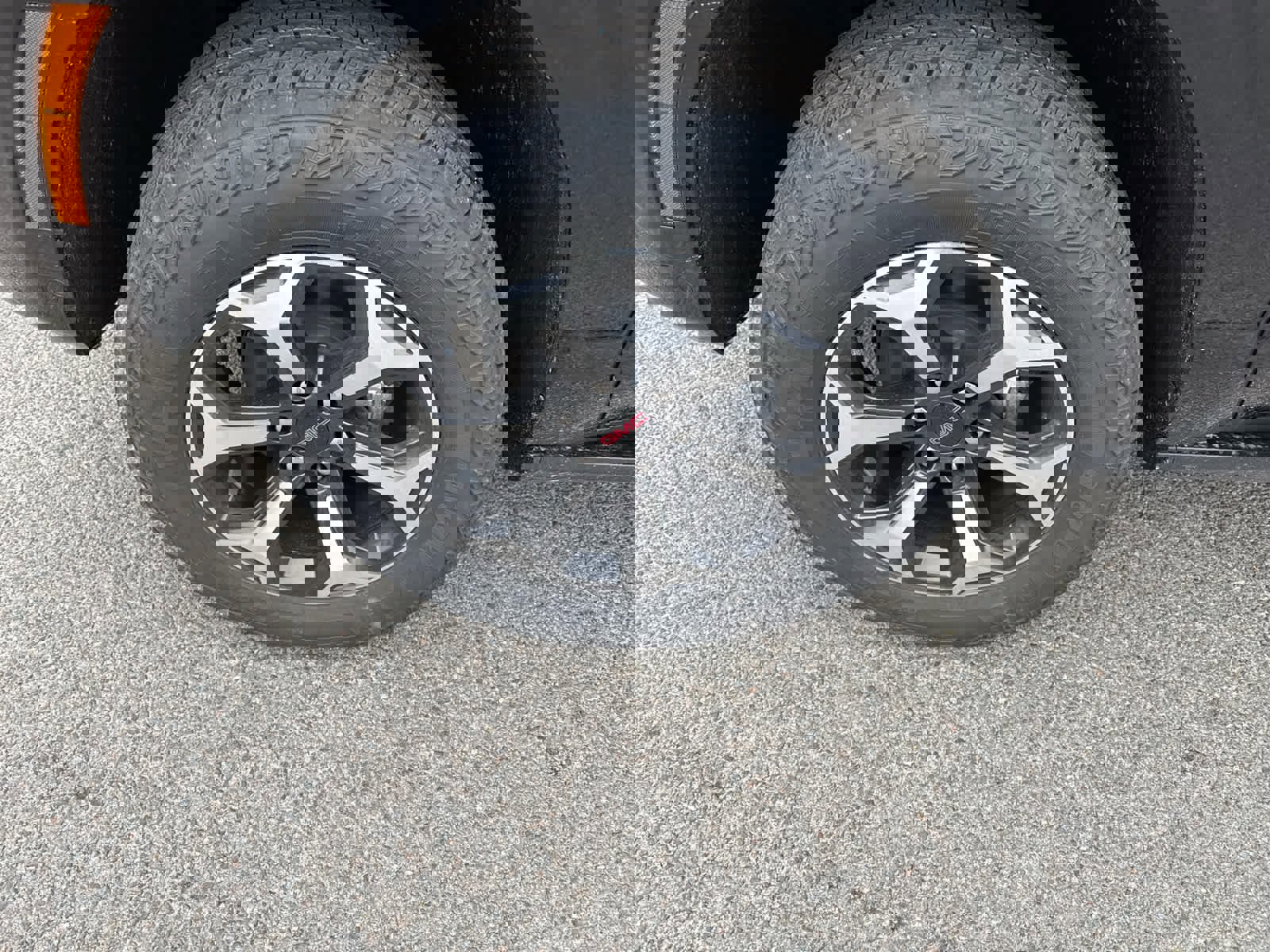 New 2026 GMC Yukon AT4 Ultimate image 9