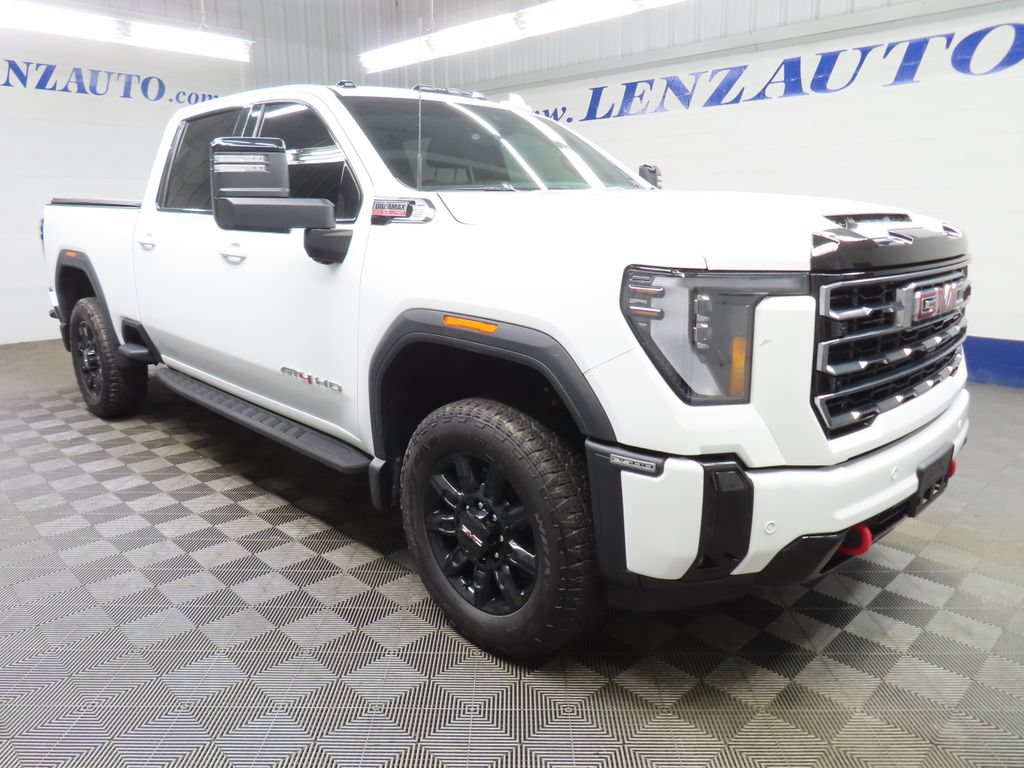 Used 2026 GMC Sierra 2500 AT4 w/ AT4 Premium Plus Package AWD/4WD image 3