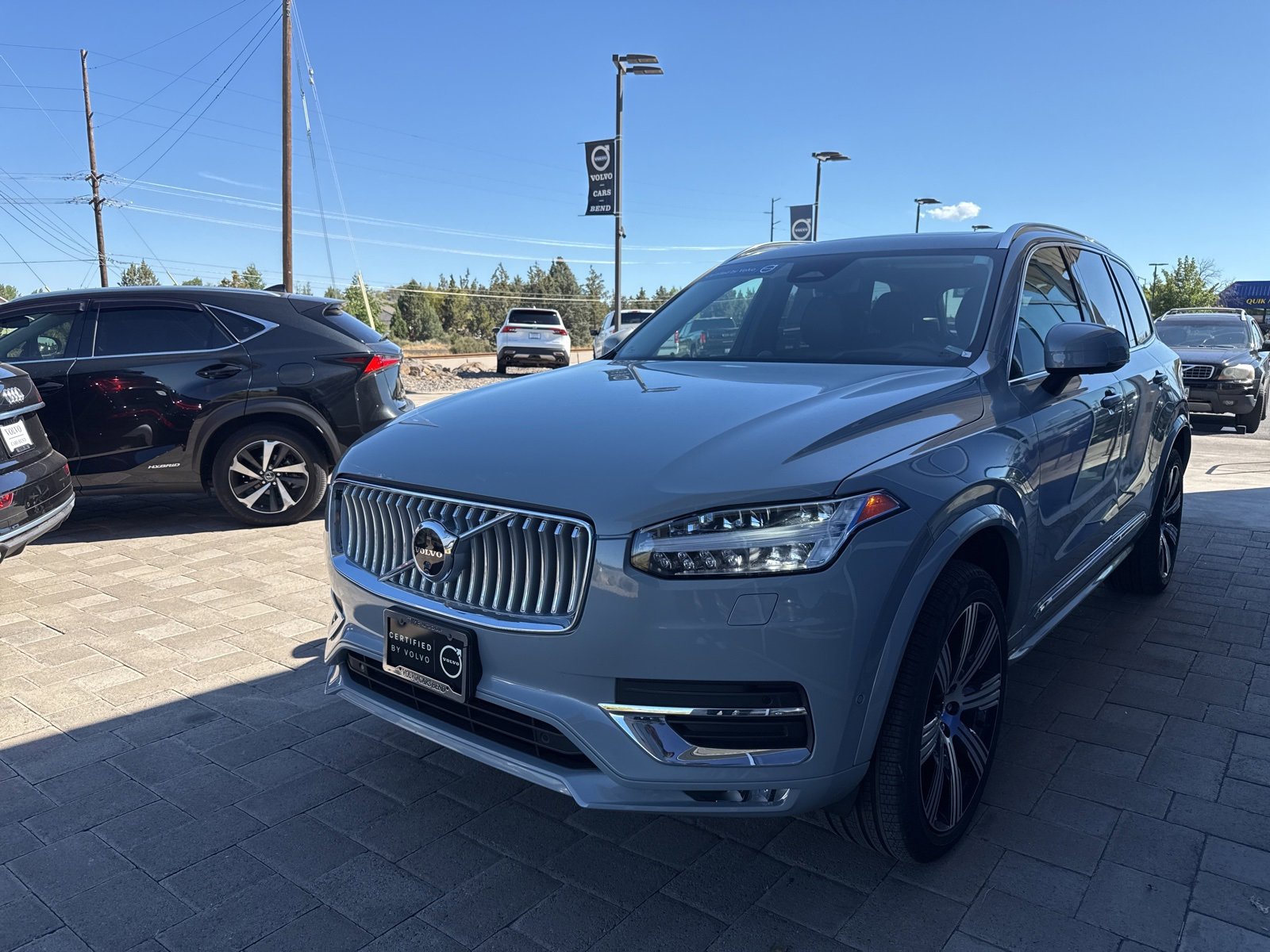 Certified 2025 Volvo XC90 B6 Ultra w/ Protection Package Premier image 2