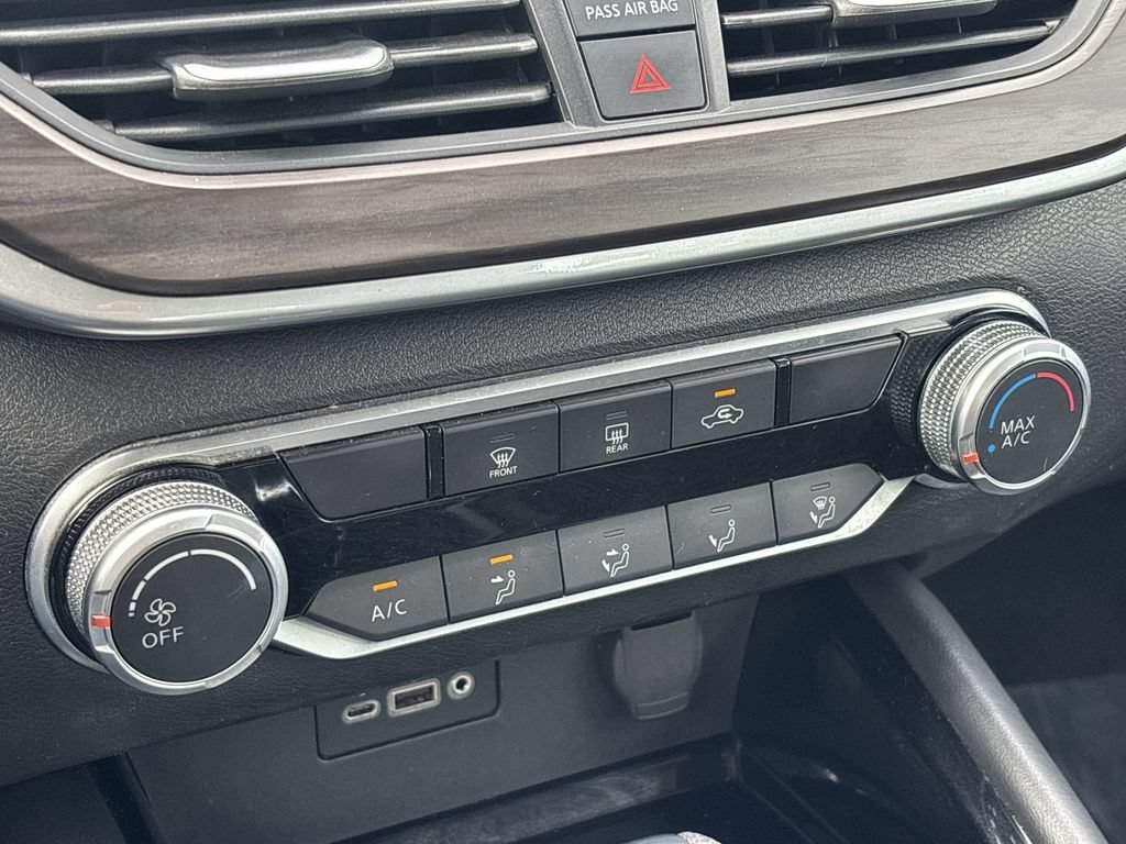 Certified 2023 Nissan Altima 2.5 SV FWD image 17