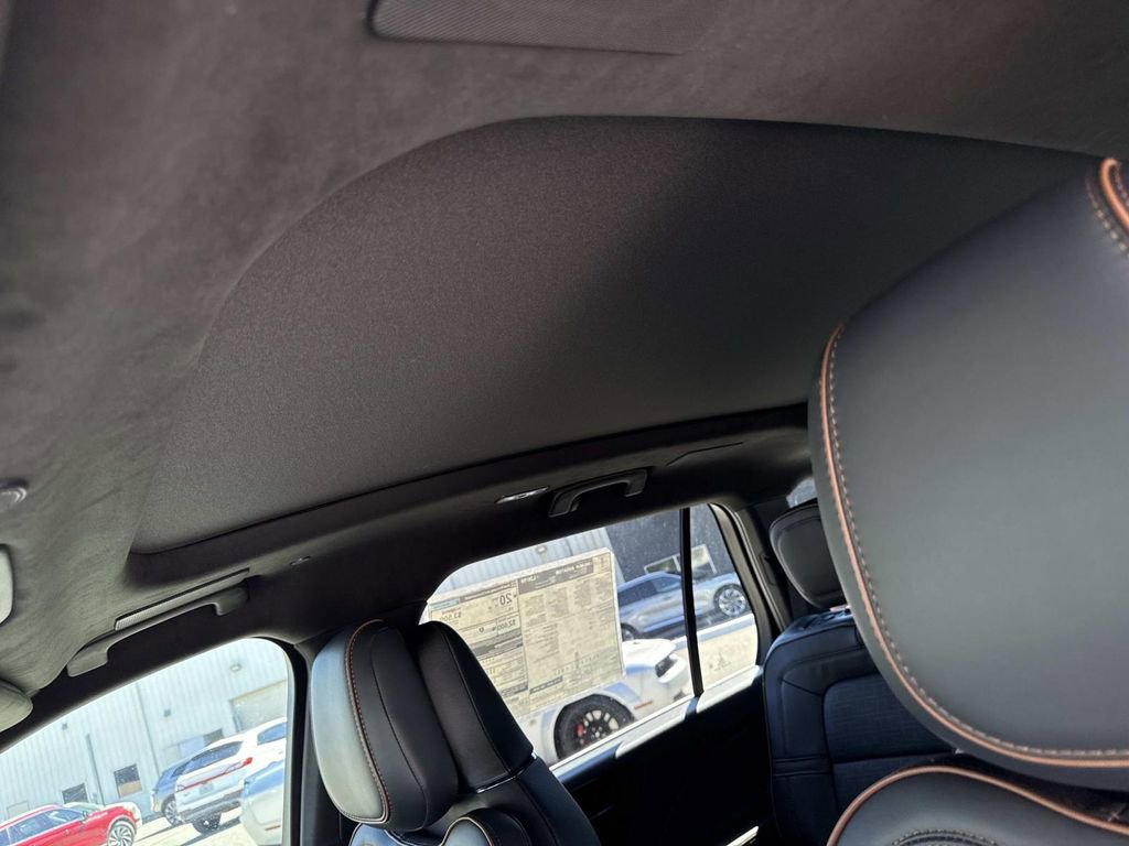New 2025 Lincoln Aviator Black Label image 33