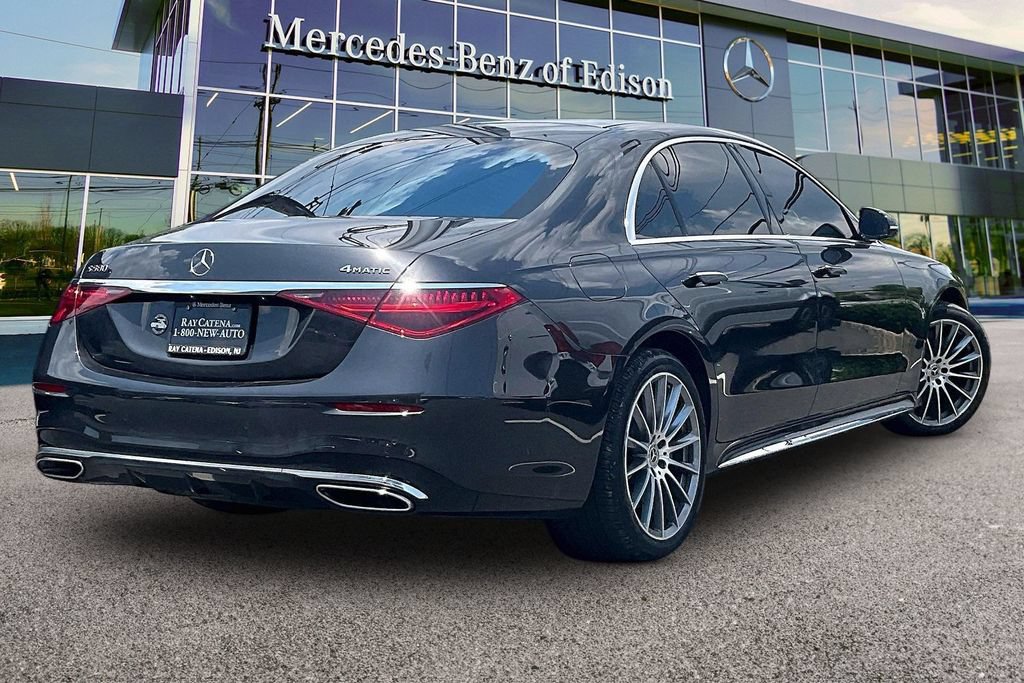 Certified 2025 Mercedes-Benz S 580e 4MATIC Sedan image 5