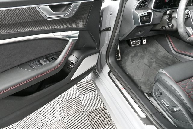New 2026 Audi RS 7 Performance image 8