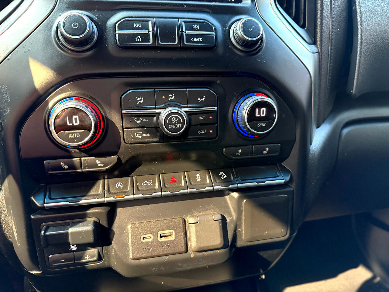 Used 2020 Chevrolet Silverado 1500 LT Trail Boss w/ Convenience Package image 27