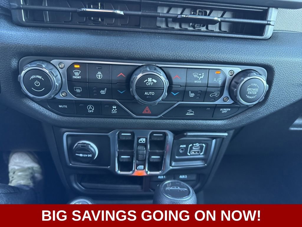 New 2025 Jeep Gladiator Sport image 33