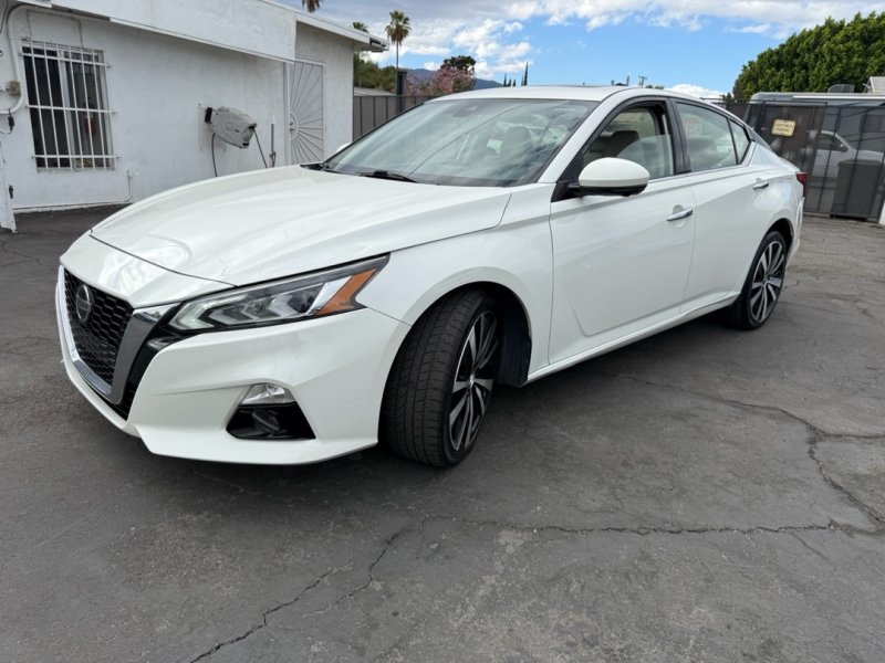 Used 2019 Nissan Altima 2.5 Platinum AWD/4WD image 5