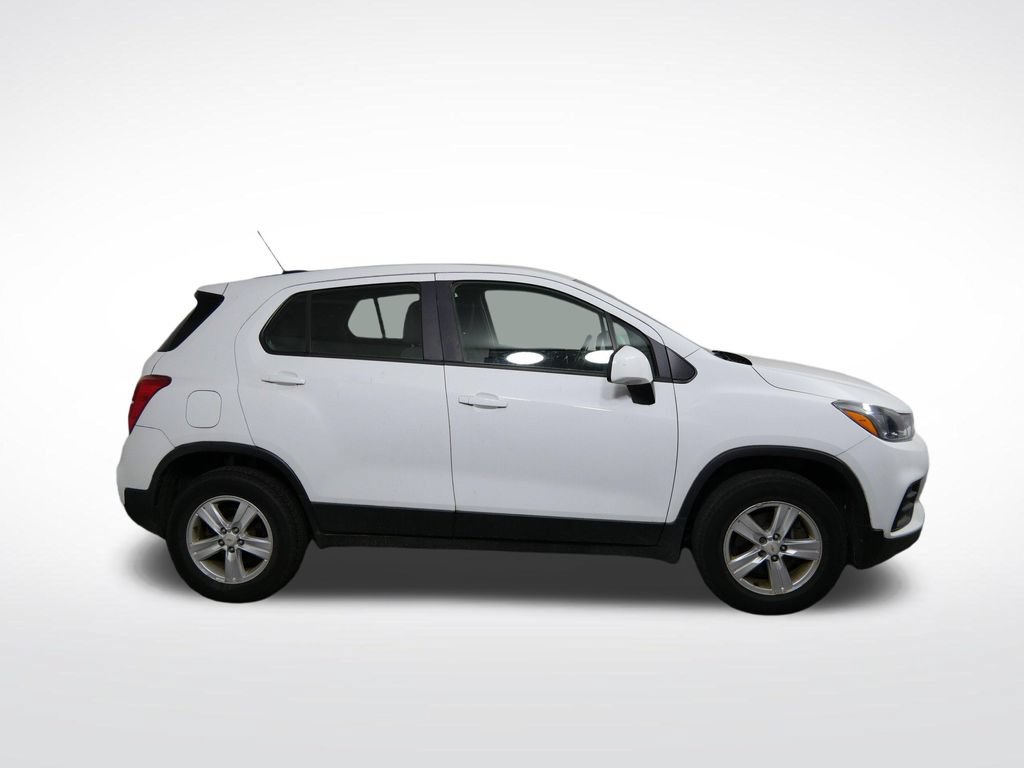Used 2017 Chevrolet Trax LS AWD/4WD video 2