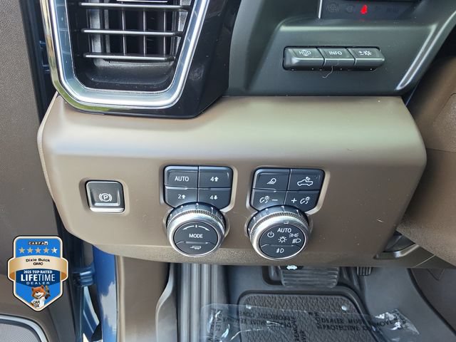 Certified 2025 GMC Sierra 3500 Denali w/ Denali Reserve Package AWD/4WD image 21