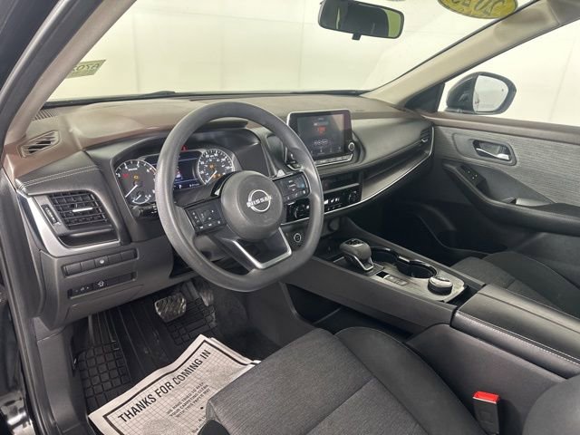 Used 2023 Nissan Rogue SV image 21