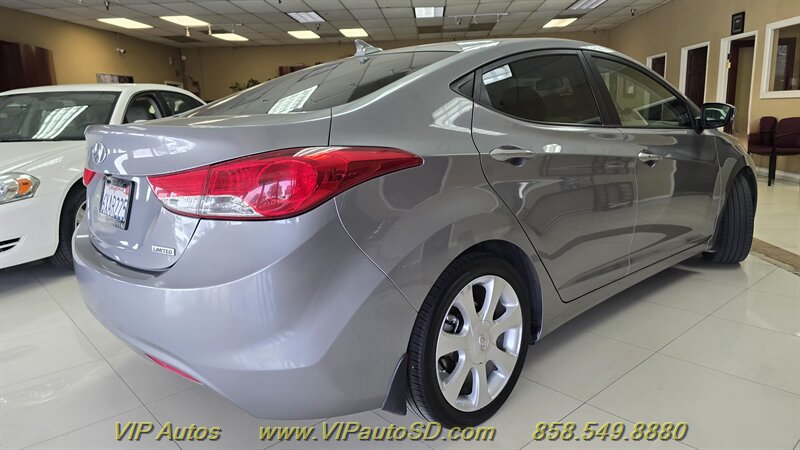 Used 2013 Hyundai Elantra Limited w/ Technology Pkg FWD image 4