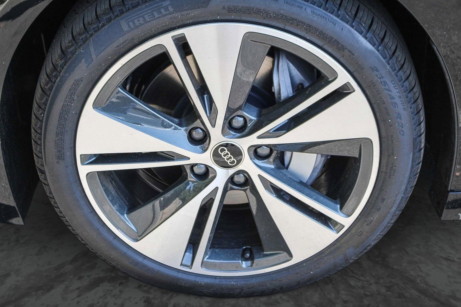 New 2025 Audi A6 e-tron Premium RWD image 12