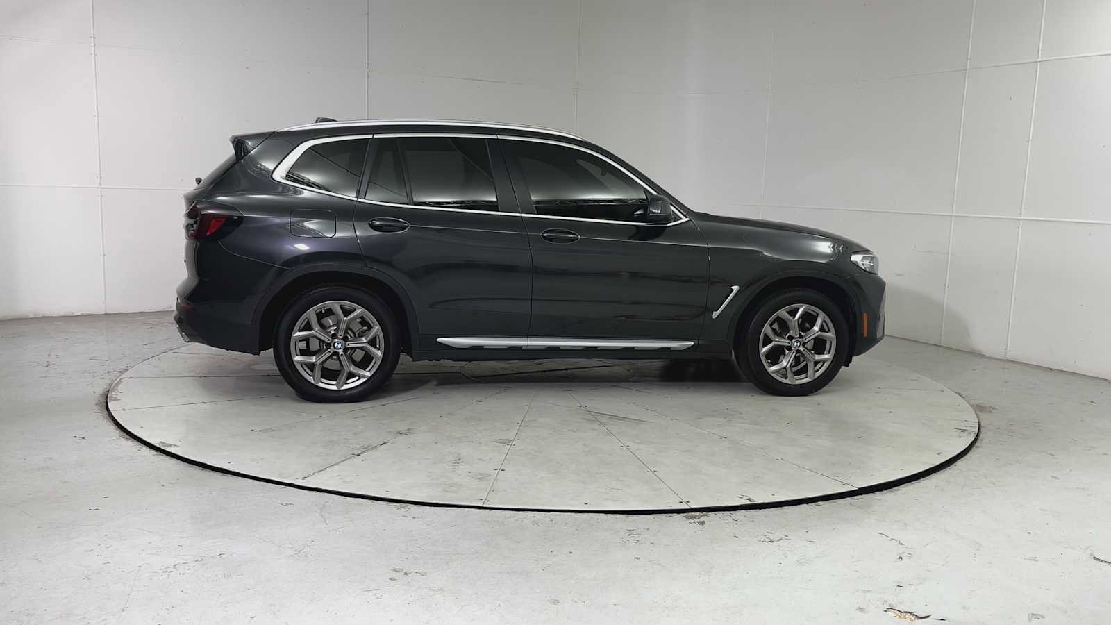 Used 2022 BMW X3 xDrive30i w/ Convenience Package image 9