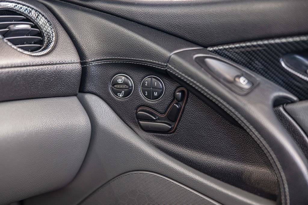 Used 2004 Mercedes-Benz SL 55 AMG image 32