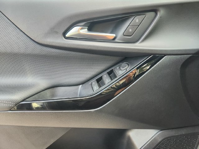 Used 2026 Chevrolet Equinox LT FWD image 24