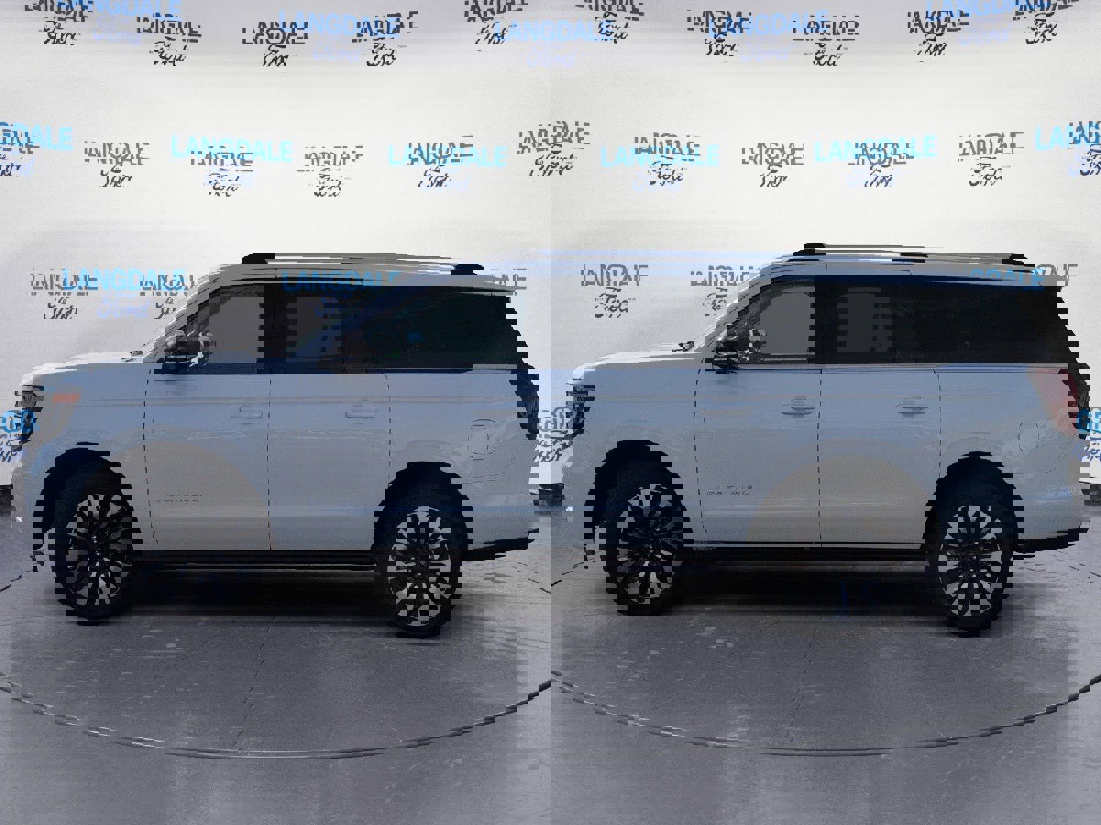 New 2026 Ford Expedition Max Platinum w/ Driver's Package image 10