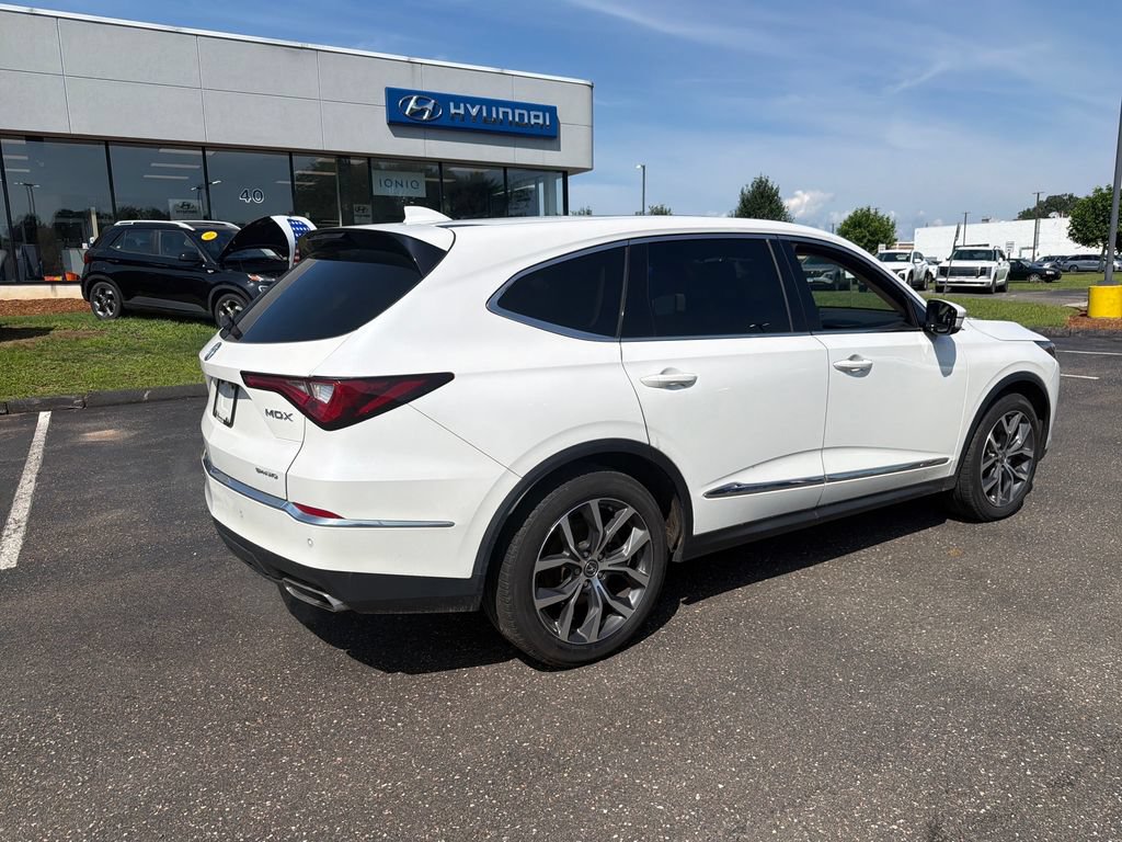 Used 2022 Acura MDX w/ Technology Package AWD/4WD image 3
