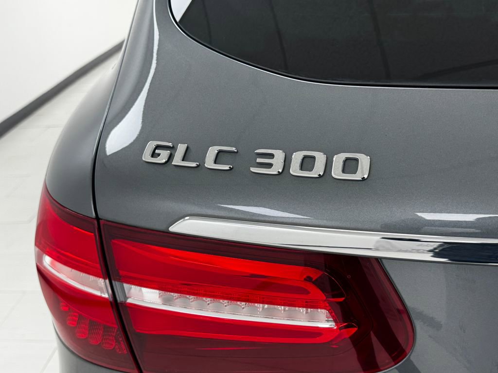 Used 2018 Mercedes-Benz GLC 300 GLC 300 image 38