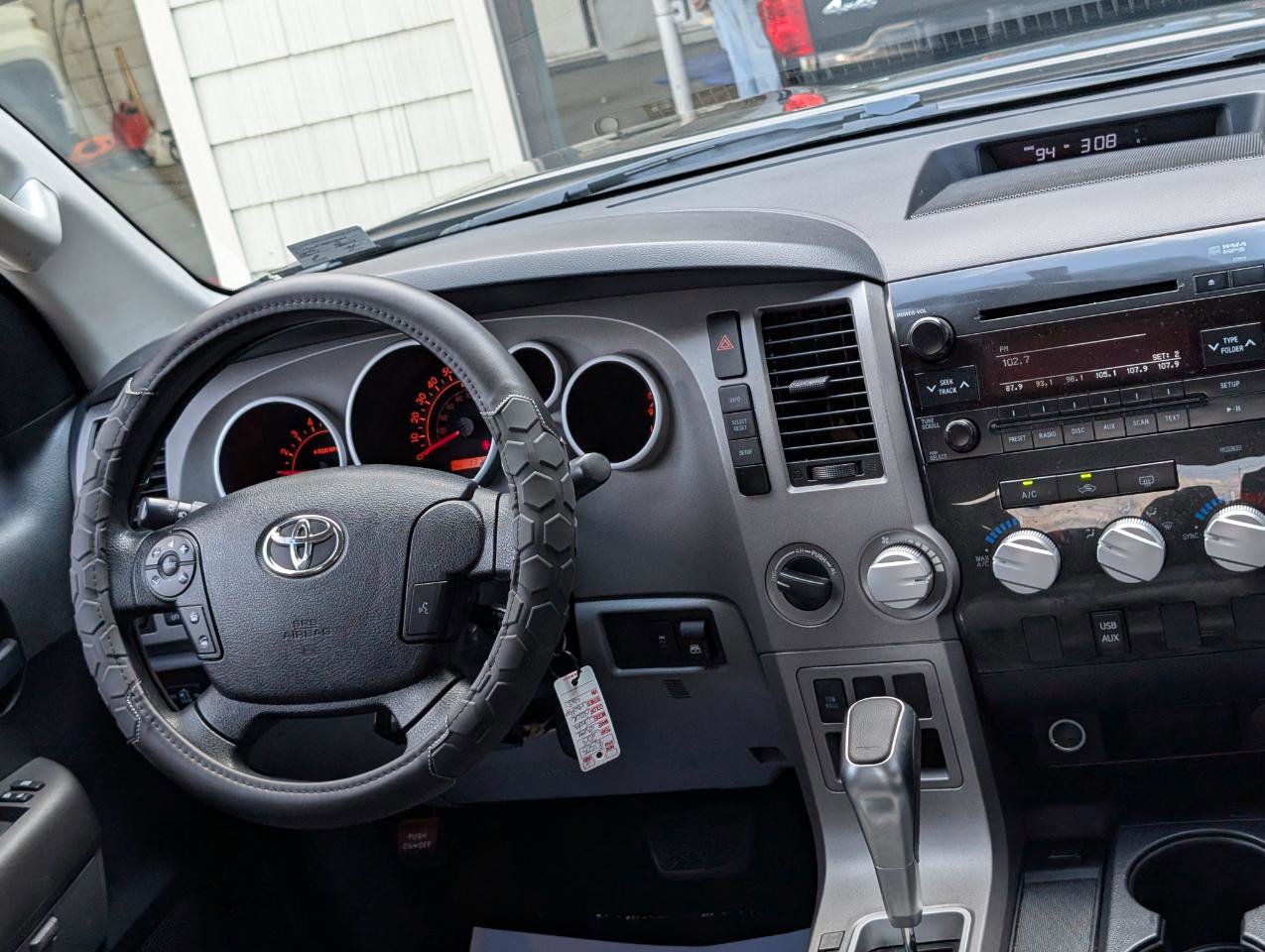 Used 2013 Toyota Tundra 4x4 CrewMax w/ TRD Off-Road Pkg image 21