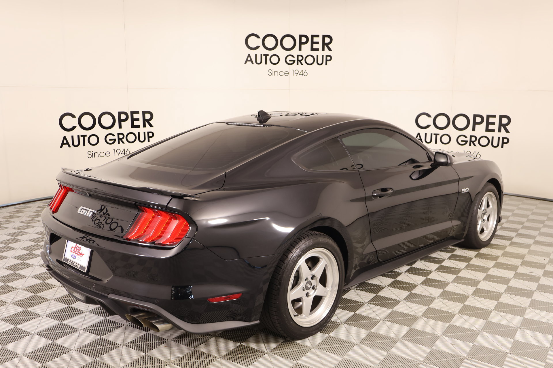 Used 2022 Ford Mustang GT w/ Equipment Group 301A RWD image 18