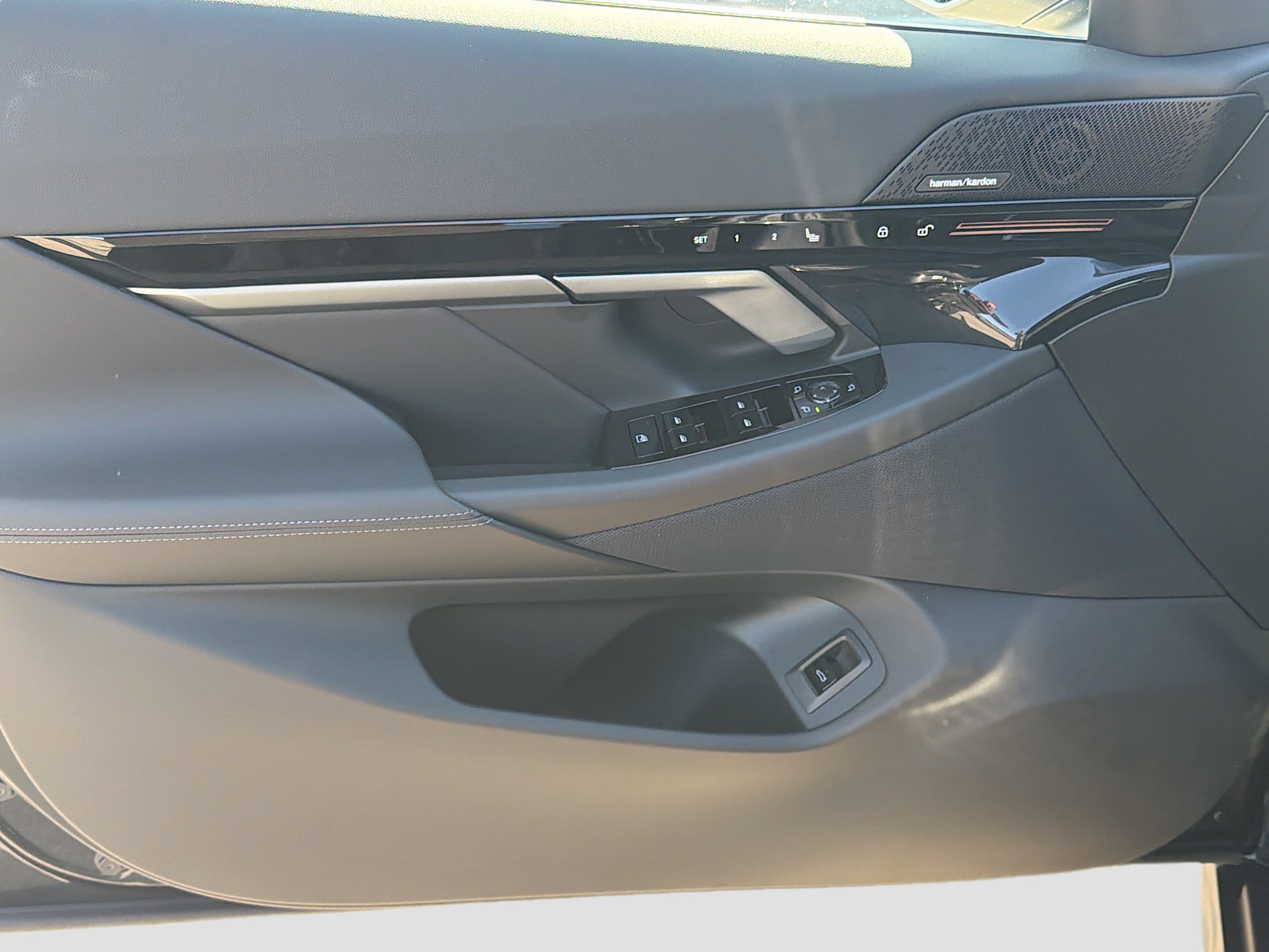 New 2026 BMW 530i w/ Convenience Package image 22