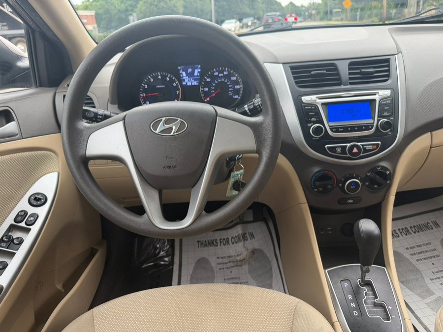 Used 2014 Hyundai Accent GLS FWD image 21