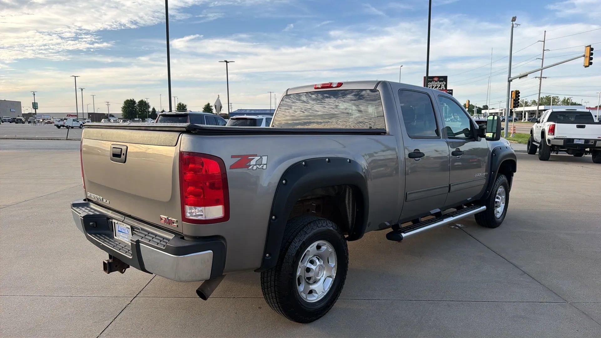 Used 2008 GMC Sierra 2500 SLE w/ SLE2 Preferred Package AWD/4WD image 23