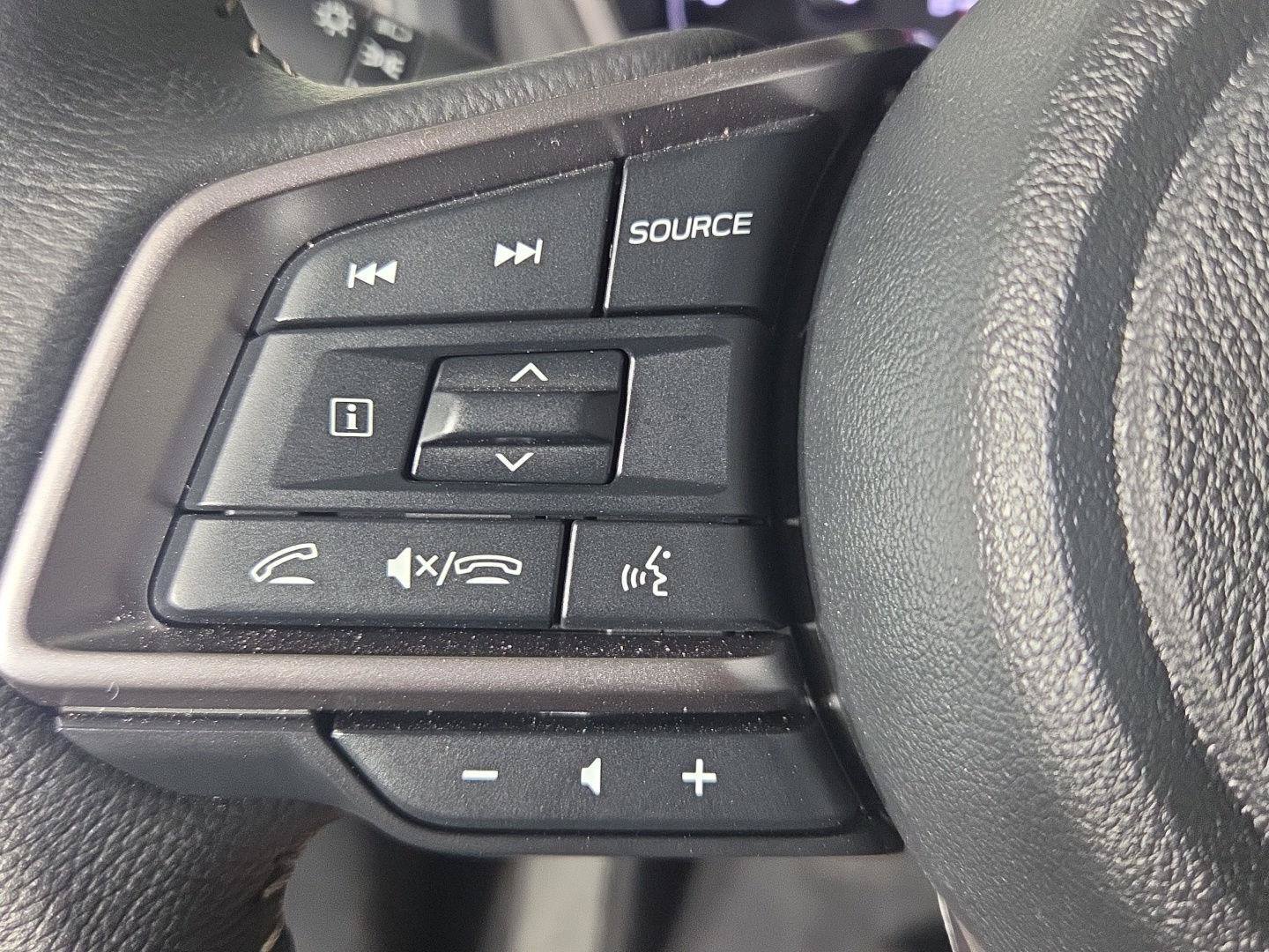 Used 2026 Subaru Ascent Limited AWD/4WD image 23